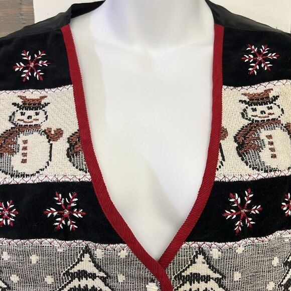 TanTrums Vintage Black Button Up Snowman Tree Snowflake Vest- Large - Picture 8 of 16